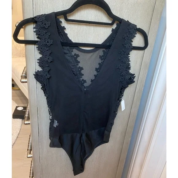 Sexy Black Bodysuit with floral detail small and medium - Picture 4 of 13